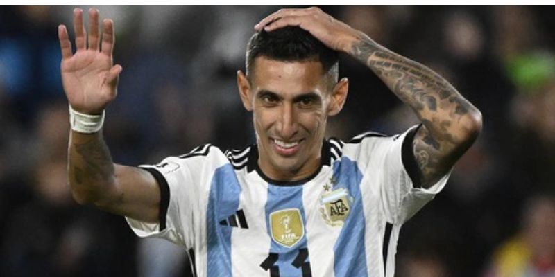 The Magician's Touch: Di Maria's Skill and Style on the Pitch